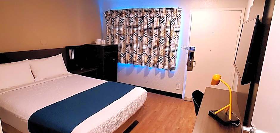 Motel 6-Palmdale, CA