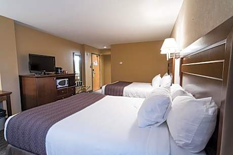 Queen Room with Two Queen Beds - Disability Access