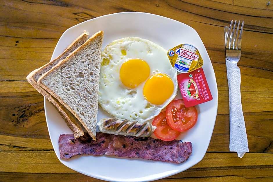 Sunset Coin Lembongan