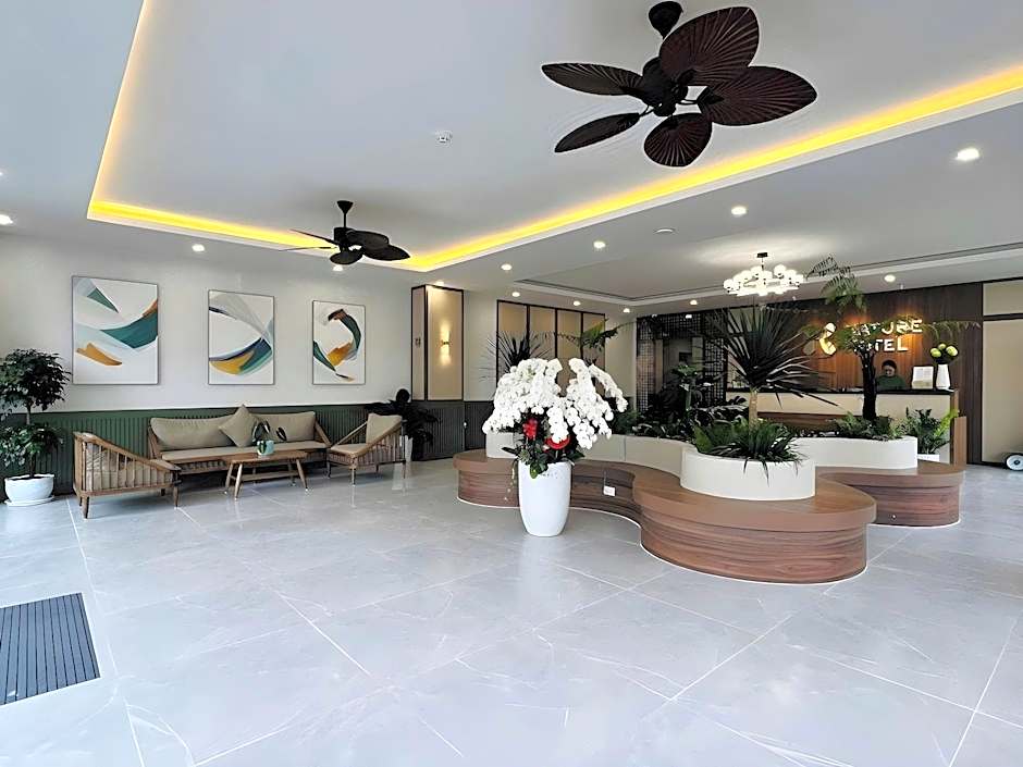 Nature hotel - Luong The Vinh