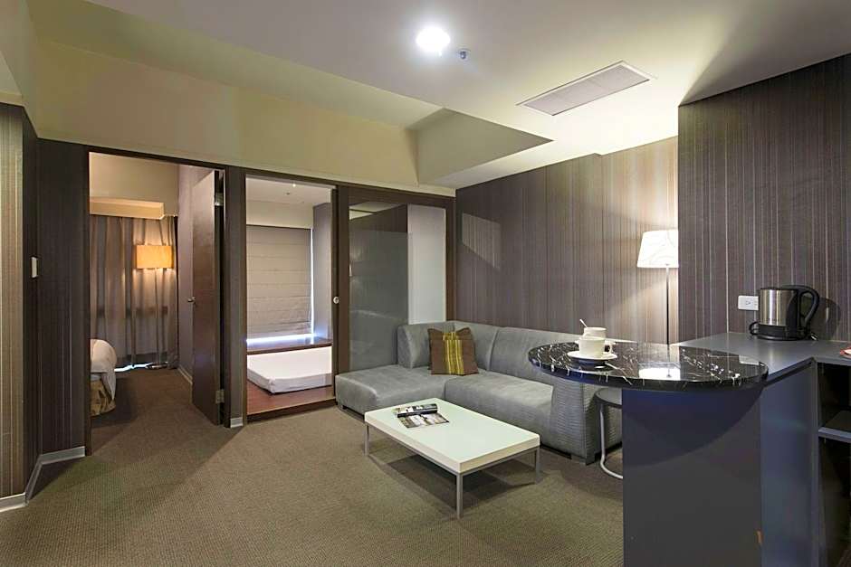 The Galerie Hotel