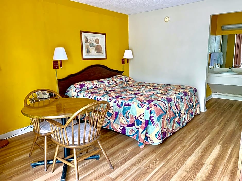 Travelodge by Wyndham Lumberton