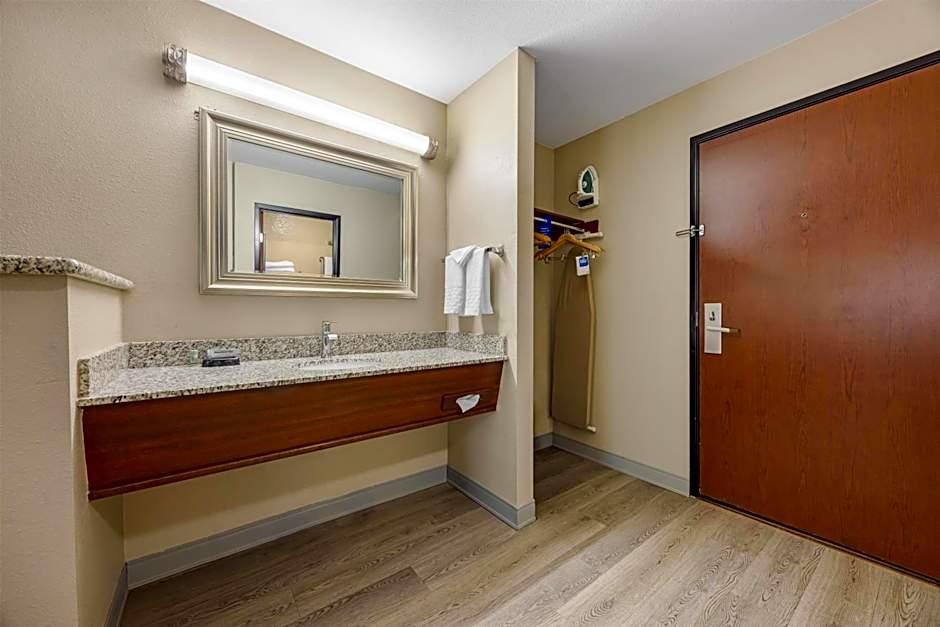 Best Western Wilsonville Inn & Suites