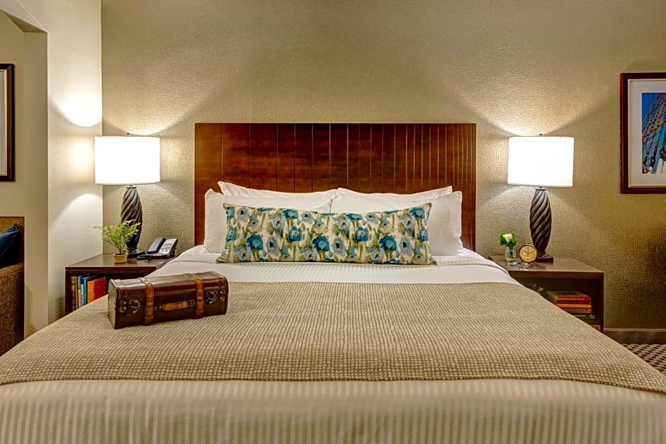 The Garrison Hotel & Suites Dover-Durham, Ascend Hotel Collection