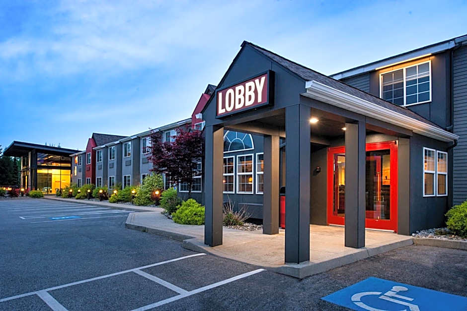 Hotel Ruby Sandpoint