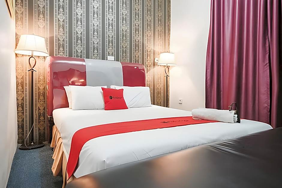 RedDoorz Plus @ Jalan Raden Intan Lampung