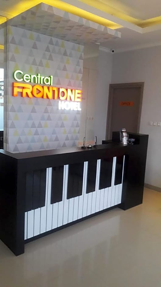 Central Front One Inn Jakarta Airport