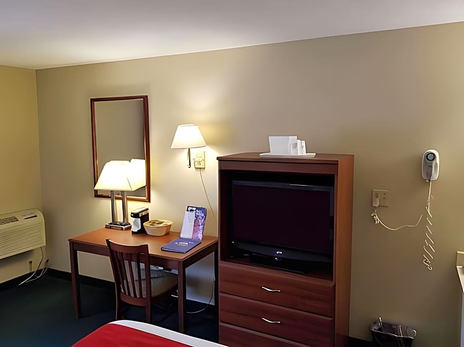 Americas Best Value Inn St. Louis South