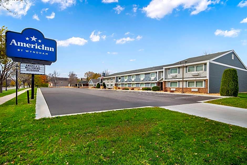 AmericInn by Wyndham St. Peter