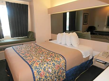 Queen Suite