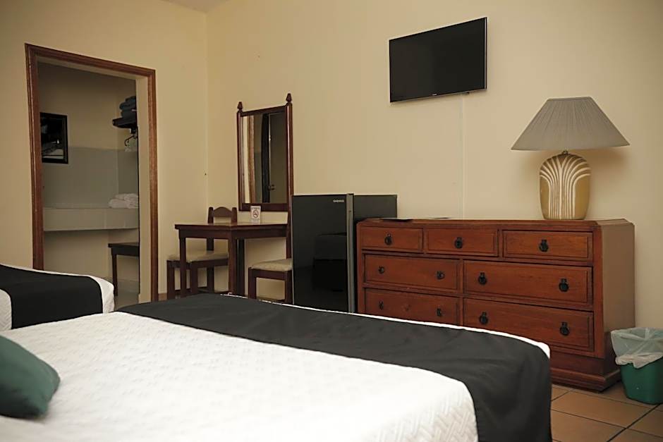 Hotel Posada Santa Fe Sabinas