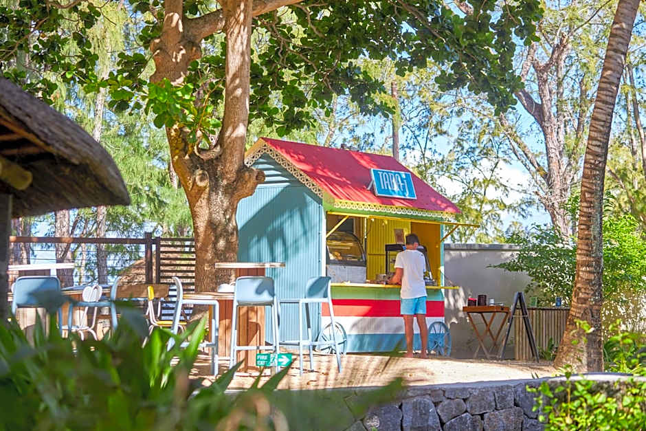 Sunrise Attitude (Adults Only)