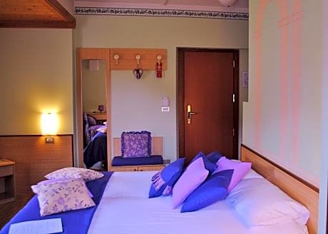 Double  Room