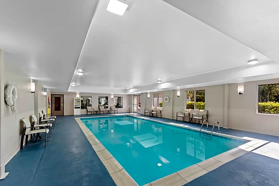 Country Inn & Suites by Radisson, Elizabethtown, KY