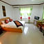 Douangpraseuth Hotel