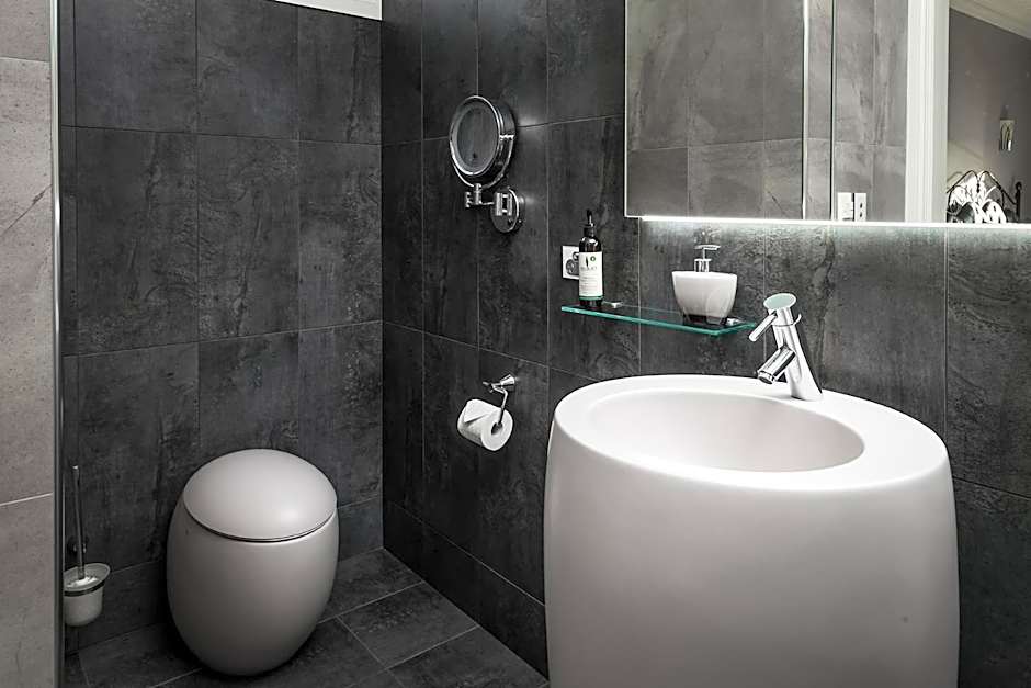 Noah's Stanley Luxury Bed and Breakfast