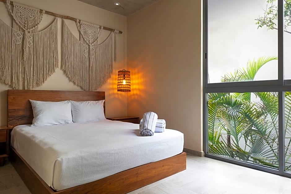 ARUNA TULUM-Luxury Studios & Apartments