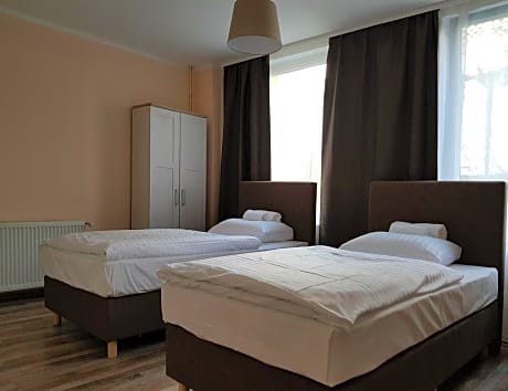 Double Room (2 Adults + 1 Child)