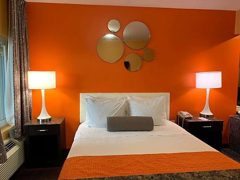 Howard Johnson by Wyndham North Bergen