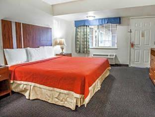 Econo Lodge On Historic Route 66 – Barstow, CA