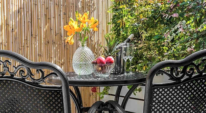 Shtarkman Erna Hotel