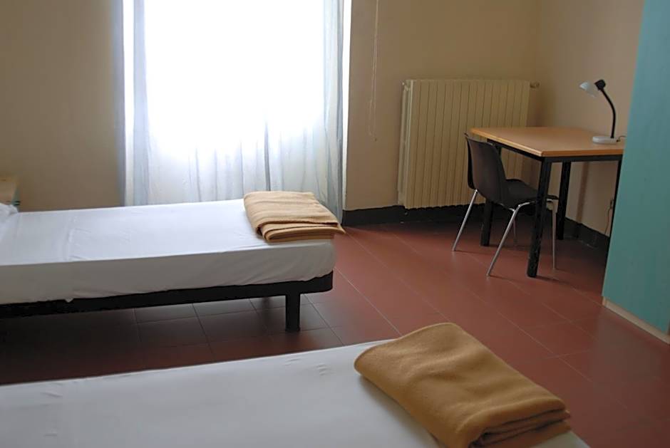 Il Chiostro Hostel and Hotel