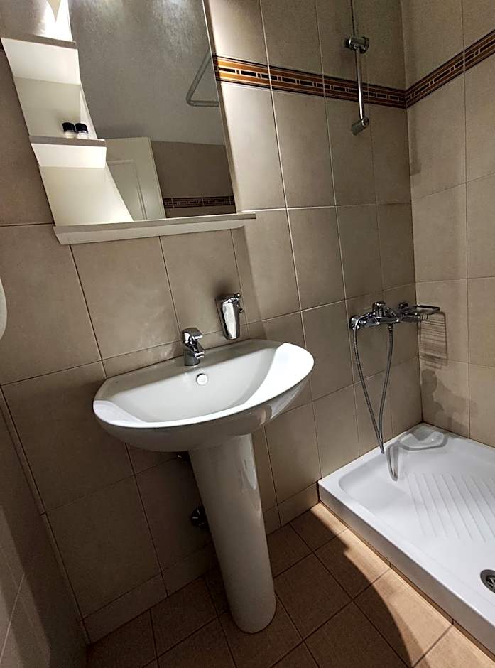 Paraliako lake katerina Studios & Rooms - Biker Friendly Hotel