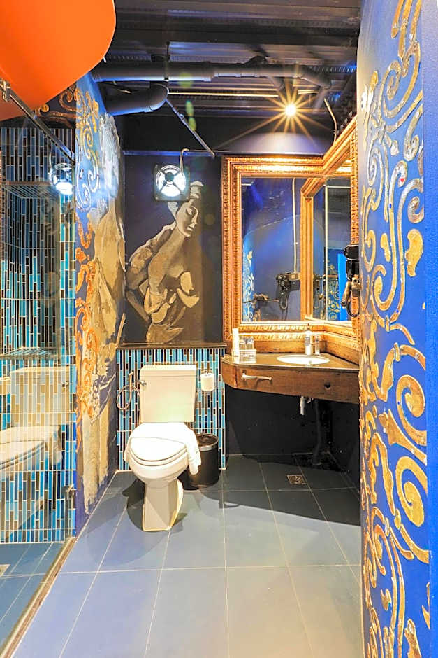 Mestyle Garage Hotel