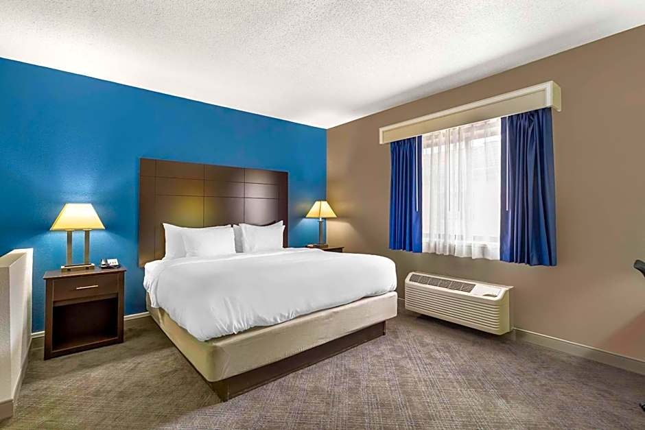 Comfort Inn & Suites Mundelein-Vernon Hills