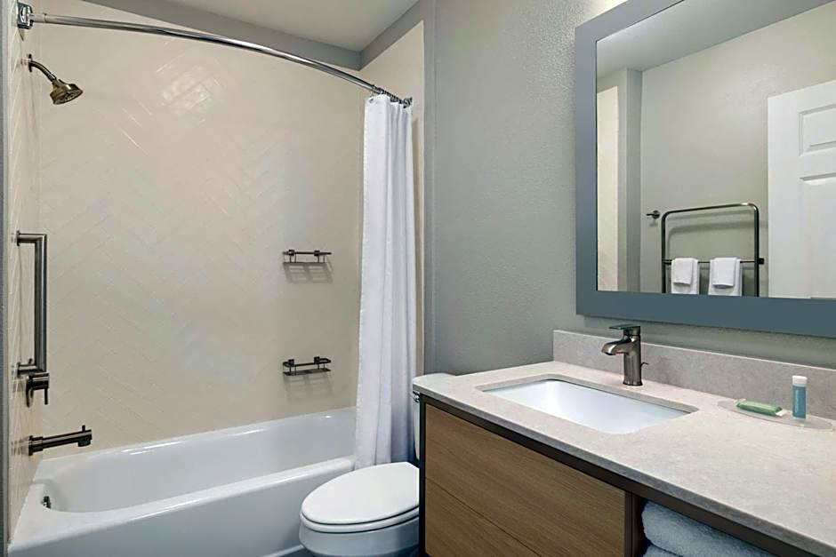 TownePlace Suites by Marriott Anaheim Maingate Near Angel Stadium