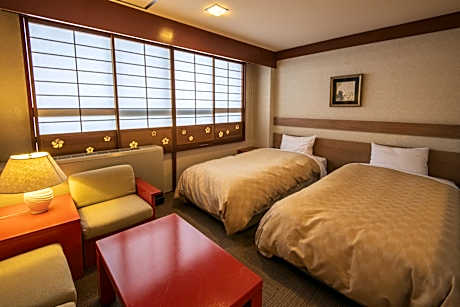 Kirakukan Japanese-Western Style Room with 10 Tatami - Dinner Served at Japanese Restaurant
