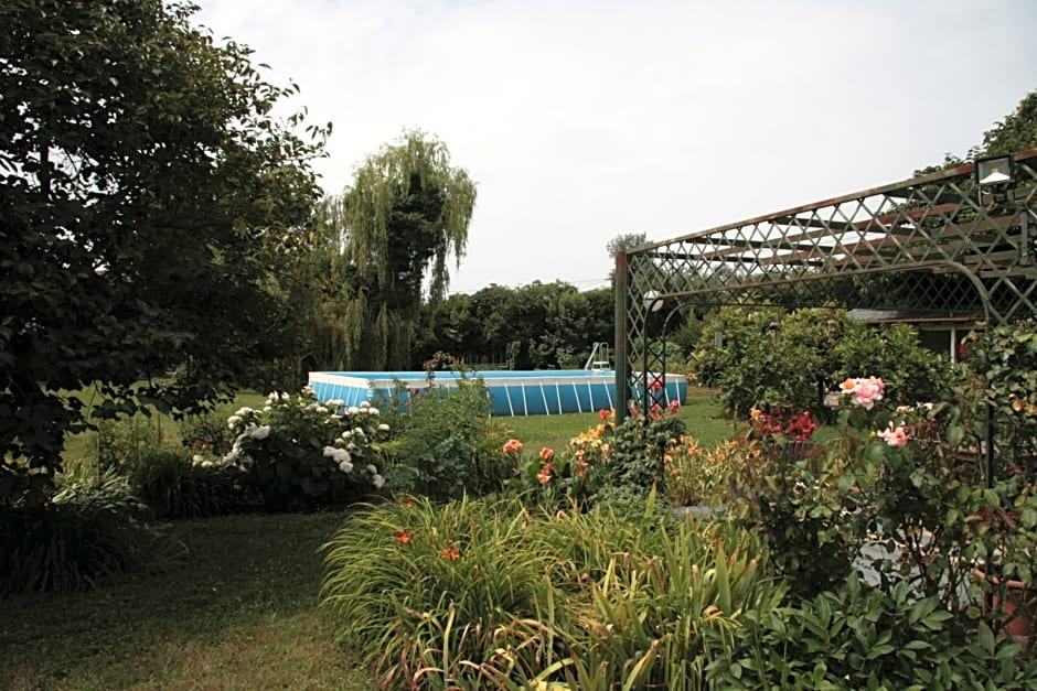PIETRASANTA - VERSILIA - Villa Arzilla Garden con piscina