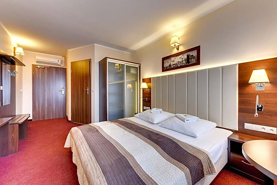 Amber Hotel