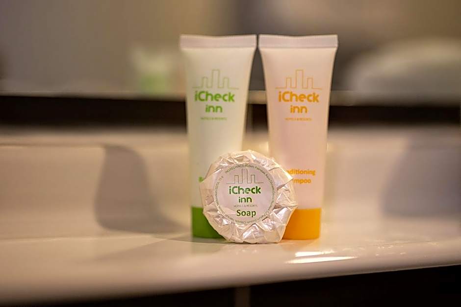 iCheck inn Chill Patong