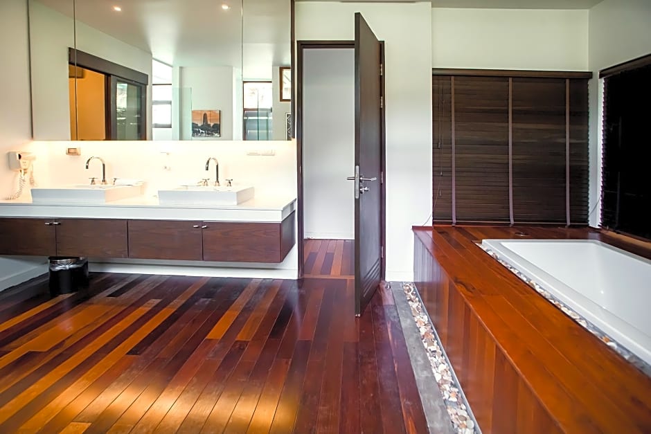 Amatapura Beach Villa 6, SHA Certified 