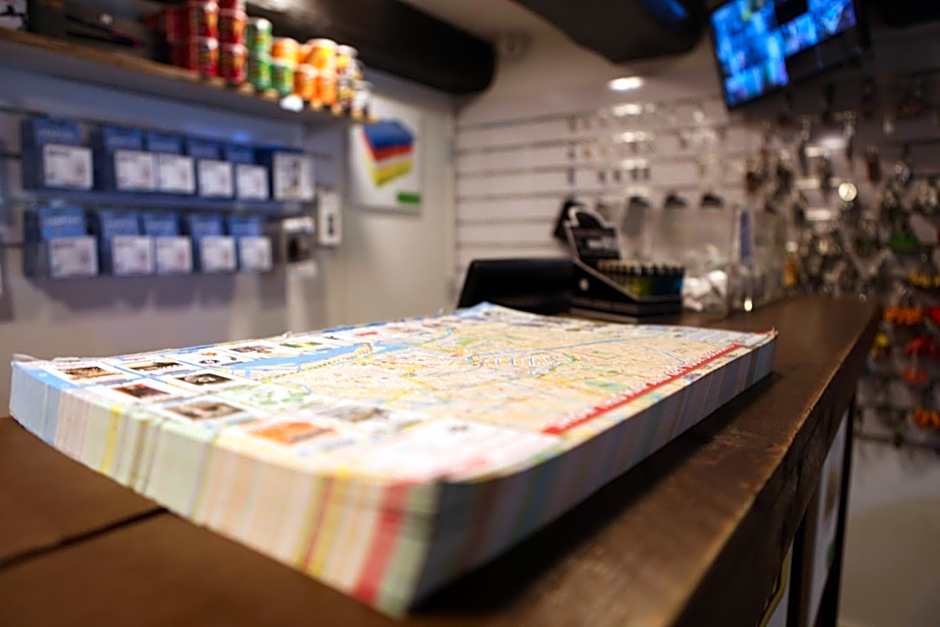 Amsterdam Downtown Hotel Canal View