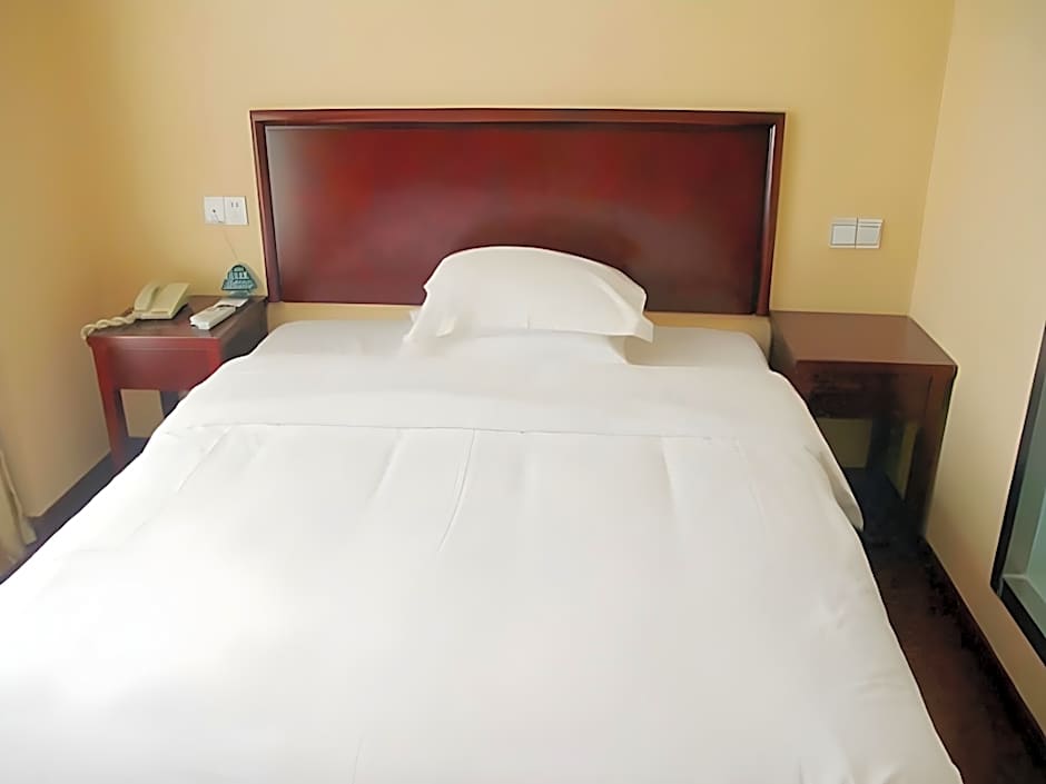 GreenTree Inn Jiangyin Zhouzhuang Shiji Avenue Business Hotel