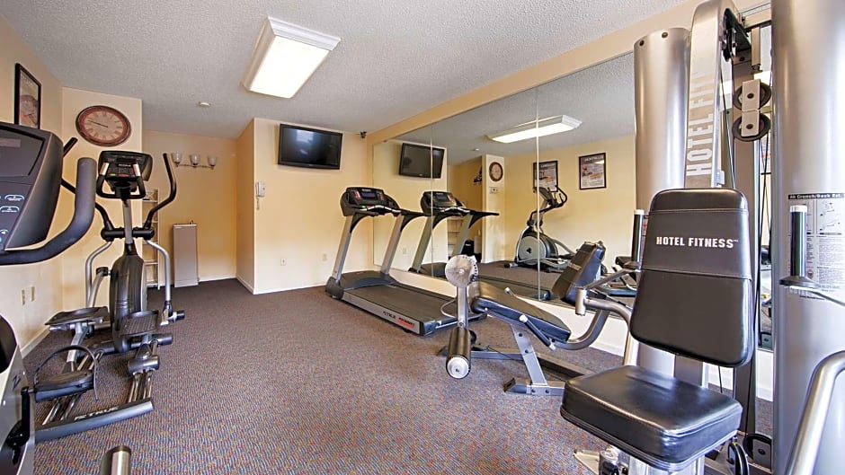 Best Western PLUS Santee Inn