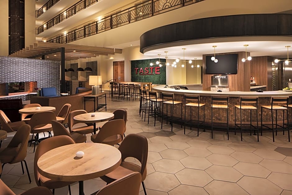 Embassy Suites San Francisco Airport - South San Francisco