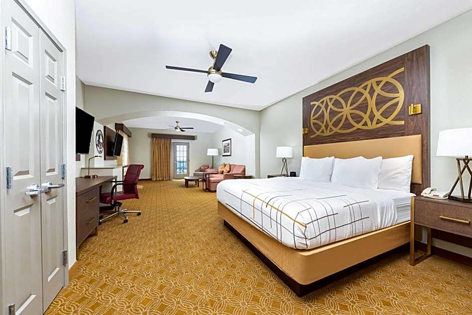 La Quinta Inn & Suites by Wyndham Marble Falls