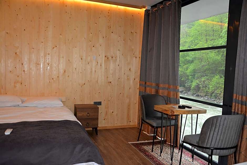 DOĞAL SUİT BUNGALOV