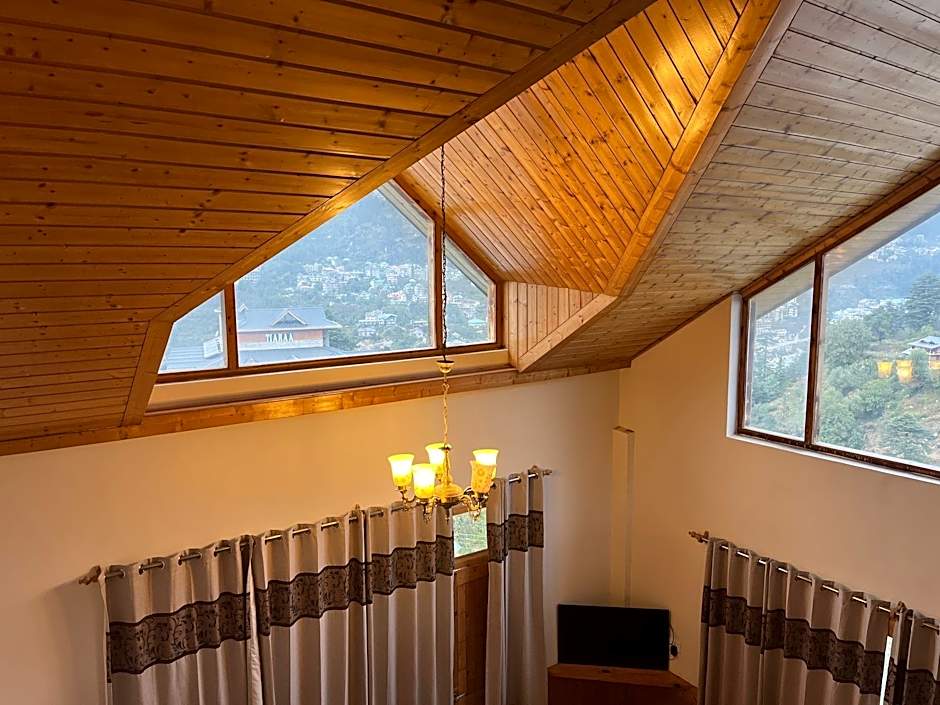 Hotel Chandertal Regency