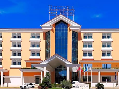 Riviera Hotel
