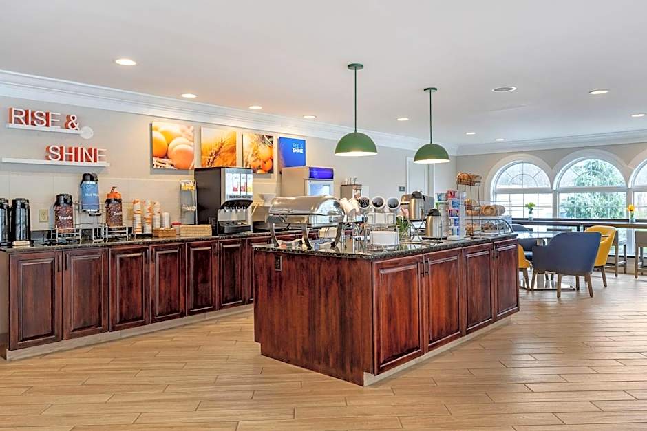 Comfort Inn & Suites East Greenbush