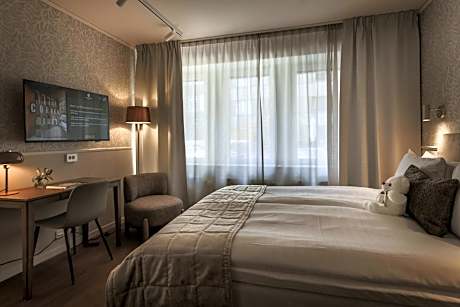 Premium Triple Room
