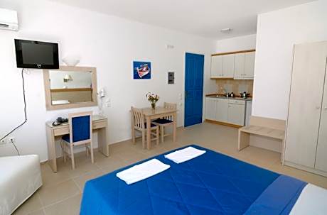 Deluxe Apartment with Balcony (2 Adults)