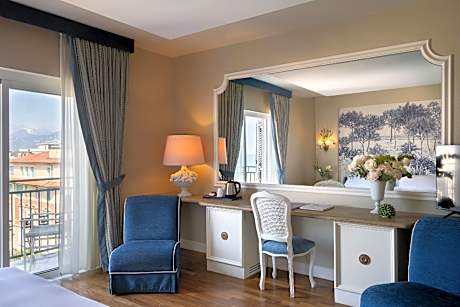 Deluxe Double or Twin Room with Balcony