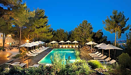 Herbert Samuel Bayit Bagalil Boutique