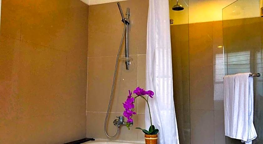Sunset Residence Condotel