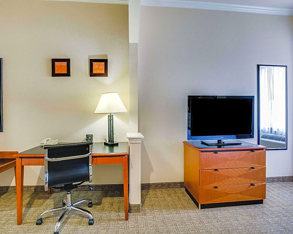 Comfort Suites Deer Park